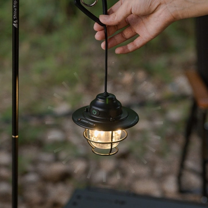 Shanqu Outdoor Camping Lantern – Pine Cone Chandelier Lamp
