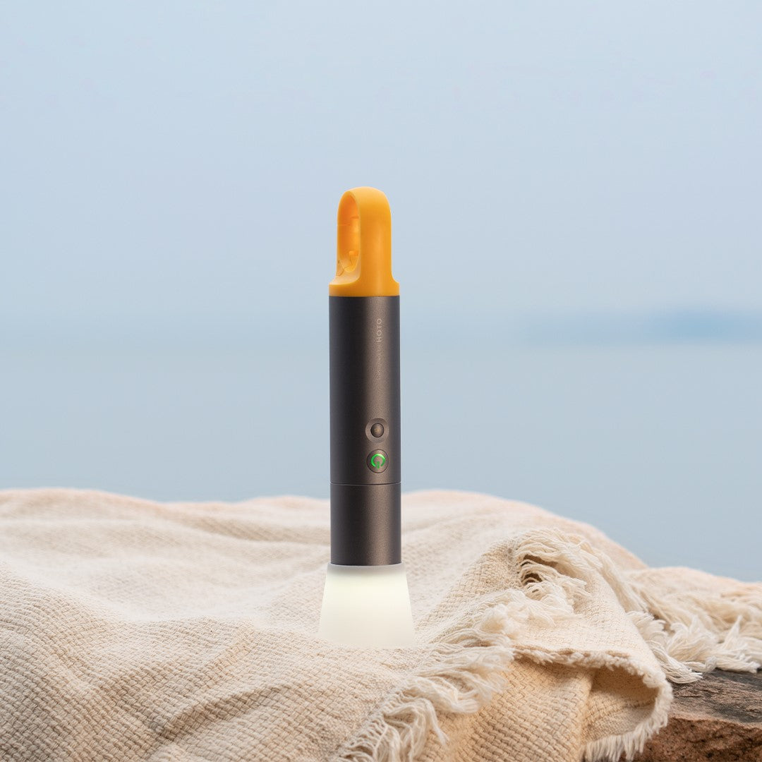 High Lumen Zoom Flashlight With Long Battery Life
