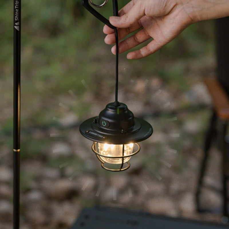 Shanqu Outdoor Camping Lantern – Pine Cone Chandelier Lamp