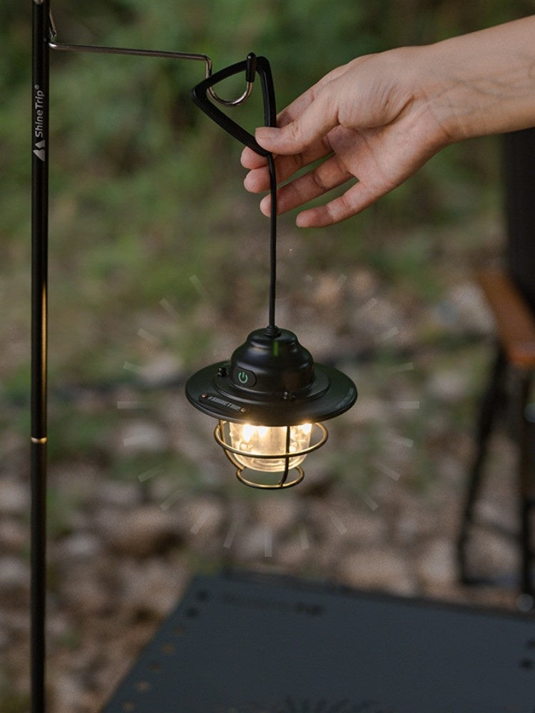 Shanqu Outdoor Camping Lantern – Pine Cone Chandelier Lamp