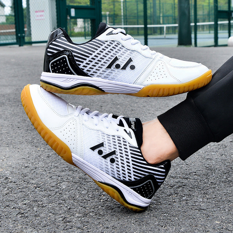 Breathable Professional Volleyball Shoes For Men And Women