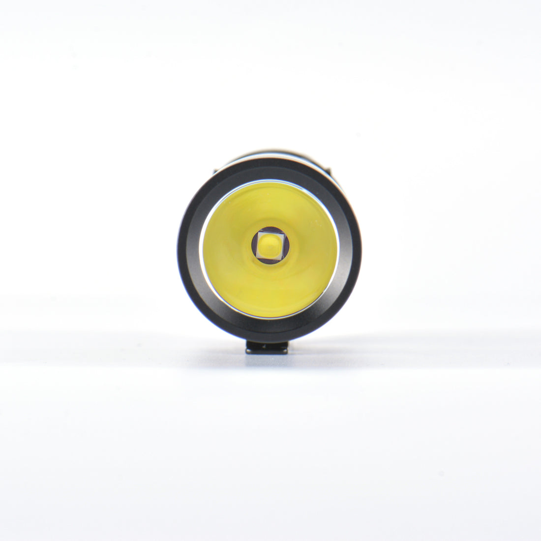 USB Rechargeable High Brightness Outdoor Flashlight