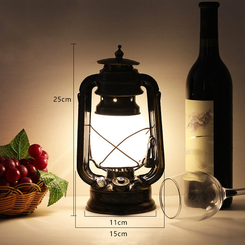 Retro Horse Outdoor Camping Kerosene Lantern